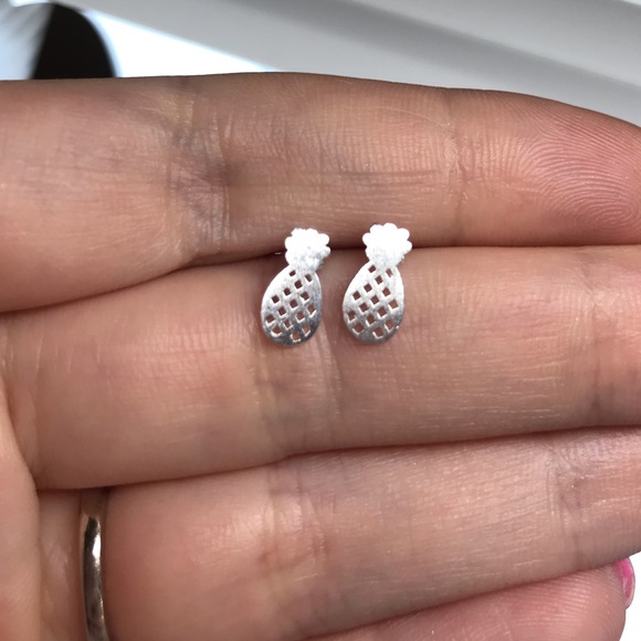 Sterling Silver 925 Pineapple 🍍 Stud Earrings - Picture 2 of 4
